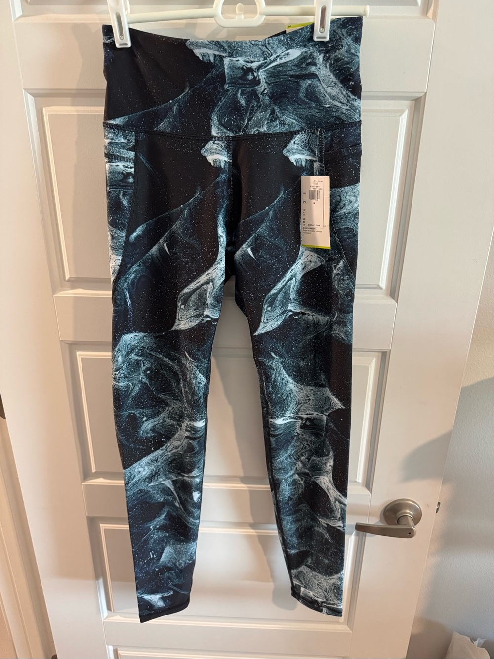 Old Navy Active PowerSoft Black & Teal Marble-Print Leggings